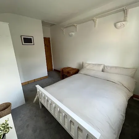 Room In Hackney
